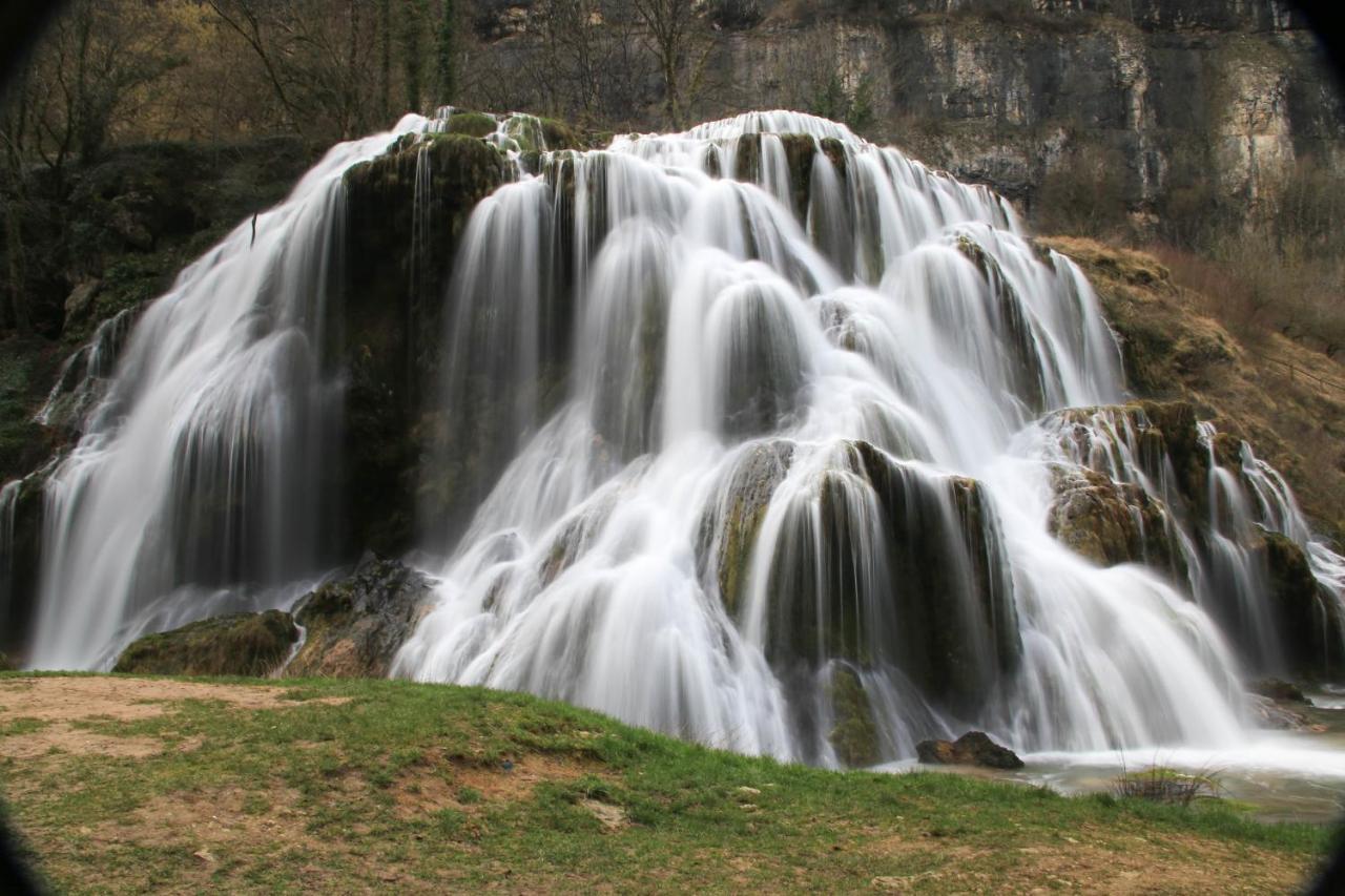 Le Refuge Des Marmottes Βίλα Saint-Laurent-du-Jura Εξωτερικό φωτογραφία